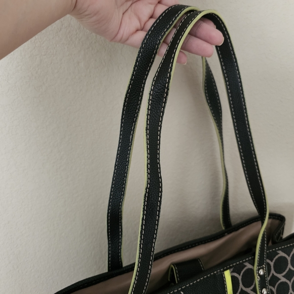 Nine West Tote w/Zipper Pouch - Picture 3 of 7